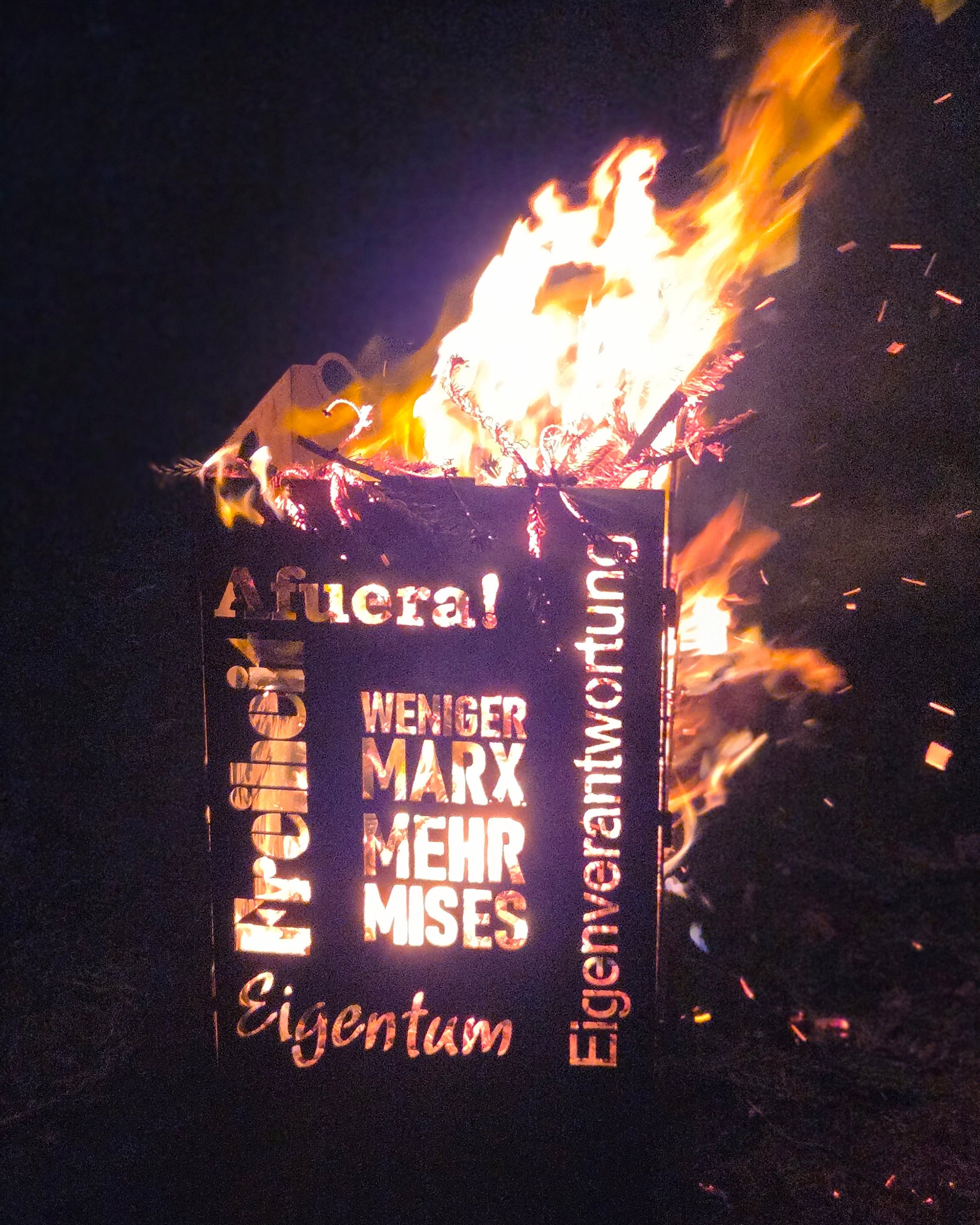 Feuertonne „Afuera“