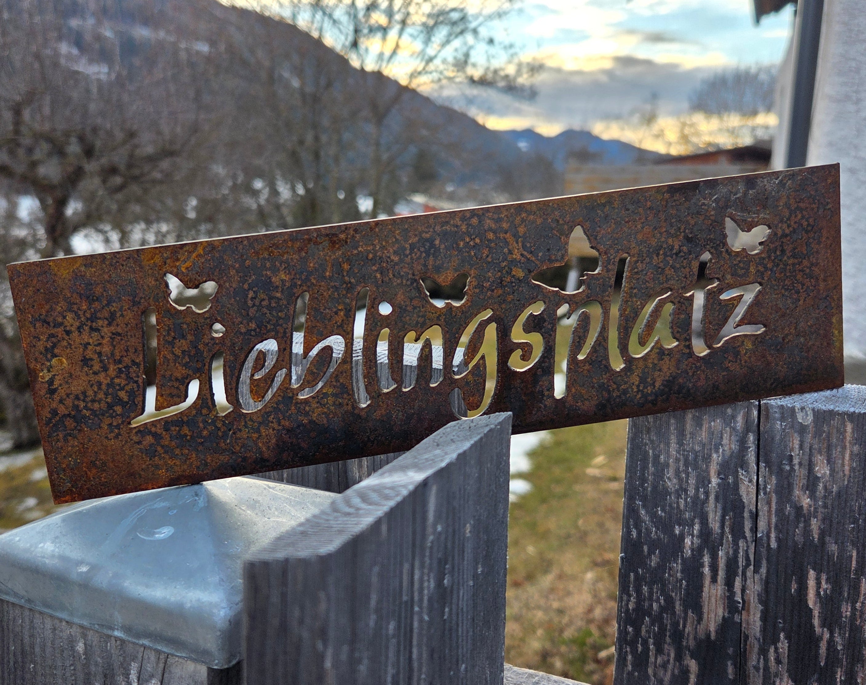 Gartenstecker "Lieblingsplatz" – 2 mm Cortenstahl (Edelrost)